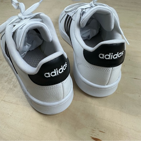 Adidas sneakers - Picture 10 of 13